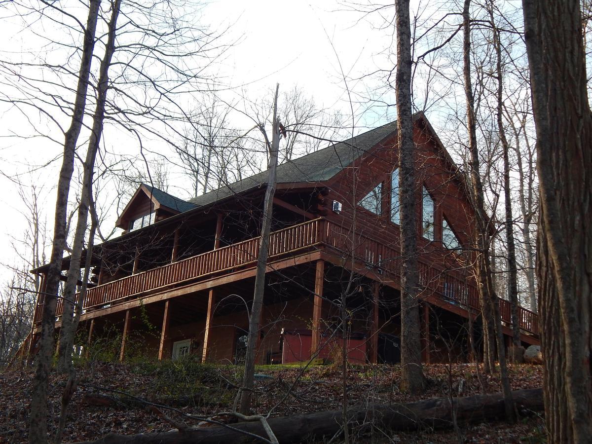 Big Pine Lodge In Hocking Hills Логан Экстерьер фото